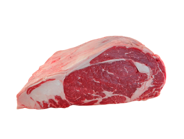 冷凍した肉を美味しく解凍するための方法は？　その時短のコツも紹介